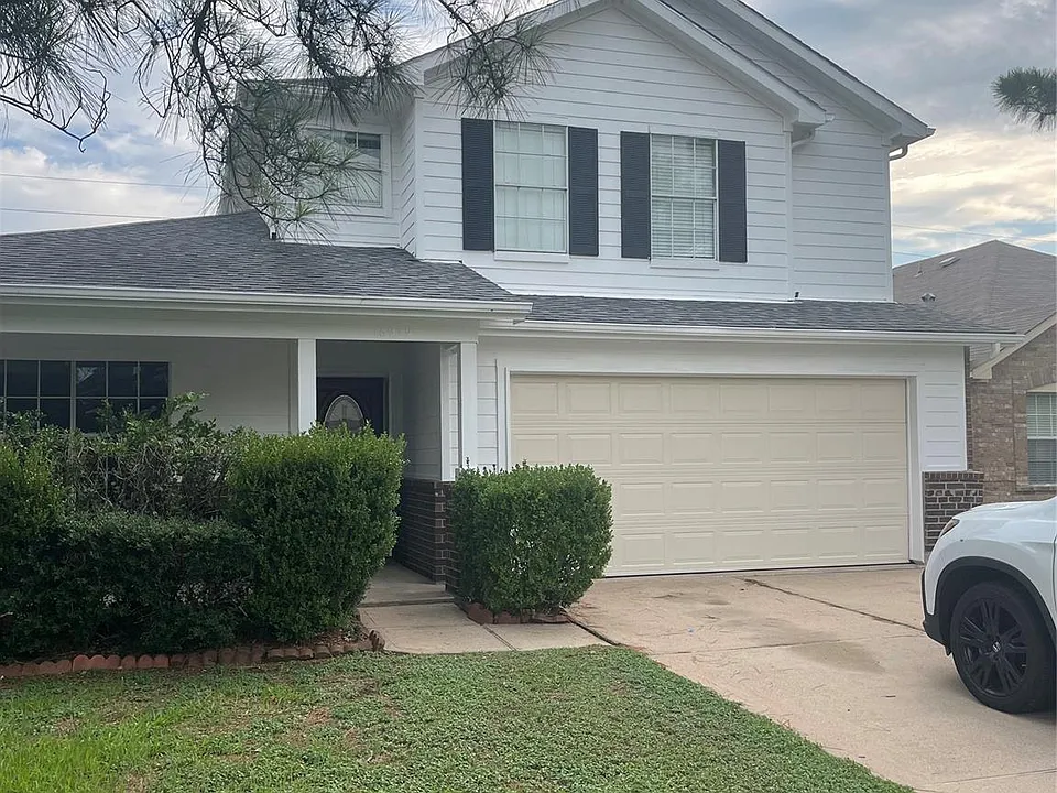 16939 Watering Oaks Ln