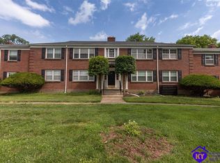 3621 Brownsboro Rd, Louisville, KY 40207