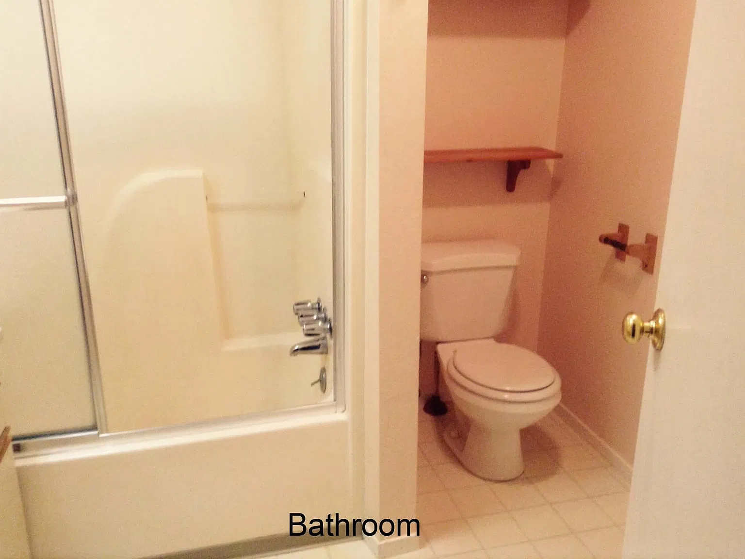 2 bed, 800 sqft, $1,250 — Photo 1