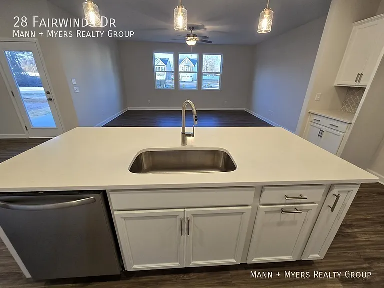 28 Fairwinds Dr — Photo 22