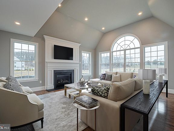 4th image of LOT 2 A Estates At Howell Rdg