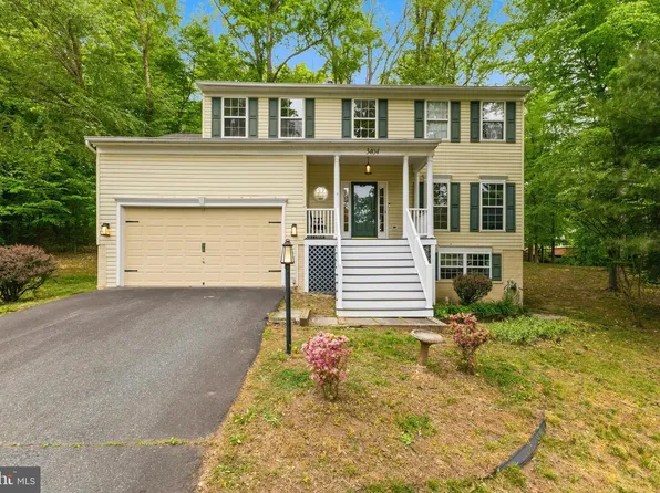 3404 Holly Cir, Triangle, VA 22172