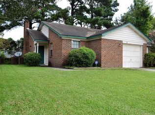 7734 Oldridge Rd, North Charleston, SC 29418