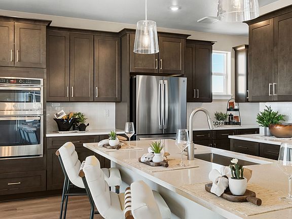 Kestrel at Tanterra in Parker, CO Whistler Model Kitchen