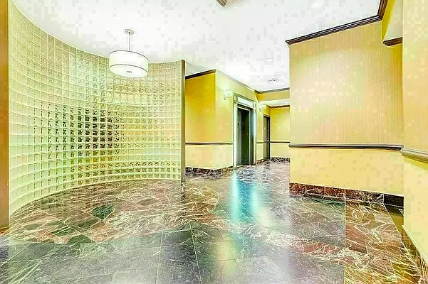 Rented by MOTION New York | media 19