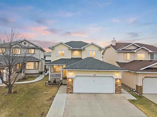 83 W Coral Springs Grv NE, Calgary, AB T3J 3T7