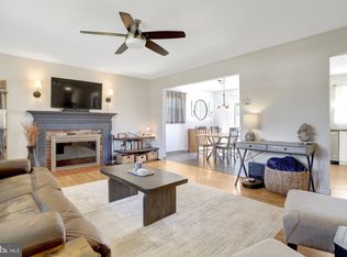 7907 Donelson St, Alexandria, VA 22309