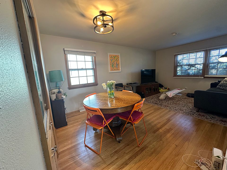 Living Room/Dining Room