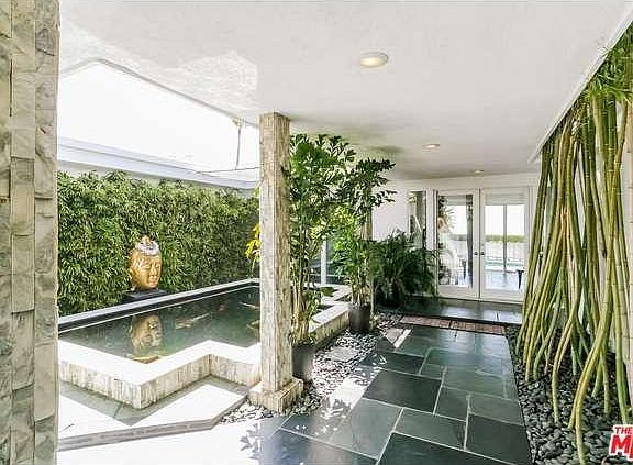 3rd image of 2250 Apollo Dr