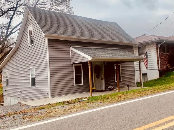 147 Cherry Hill Rd, Philippi, WV 26416