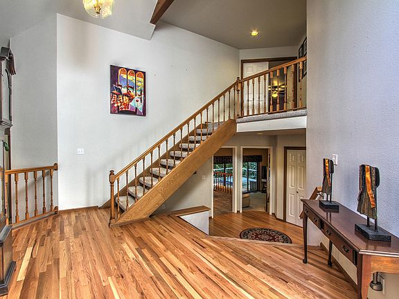 4th image of 4813 225th Ave NE