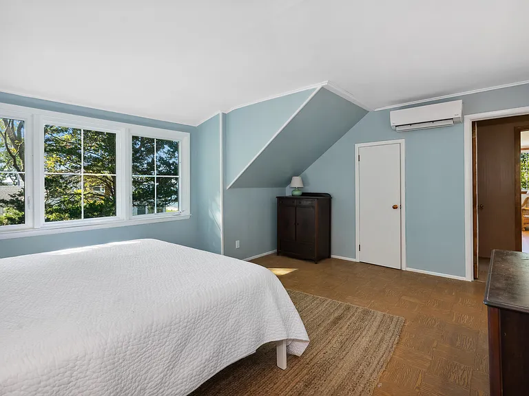 139 Edgemere Dr — Photo 25