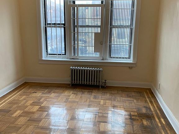 3rd image of 1776 Bedford Ave APT A2