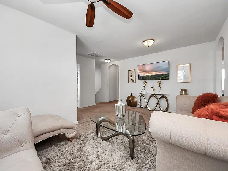 9423 Grand Spark Dr — Photo 32