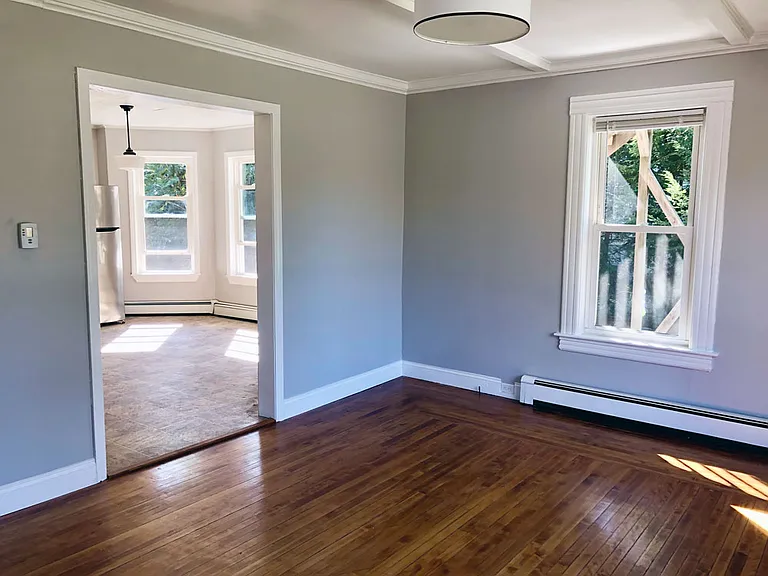 22 Pleasant St #A — Photo 3