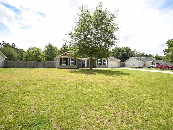 2nd image of 261 Barrister Cir