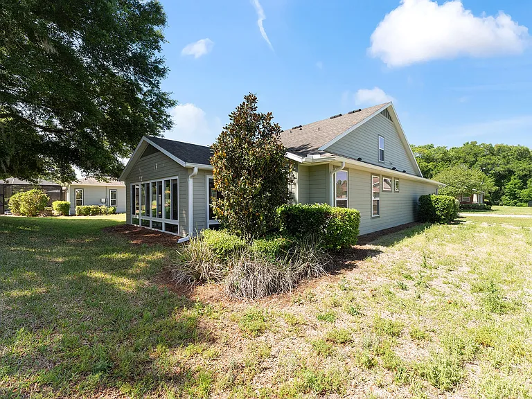 3441 NW 56th Ave — Photo 47