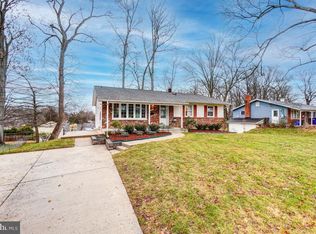 4104 Landgreen St, Rockville, MD 20853