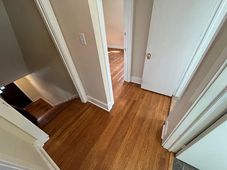 107 Steele Ave — Photo 12
