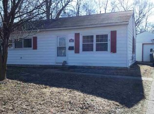 115 Saint Clair Dr, Marquette Heights, IL 61554