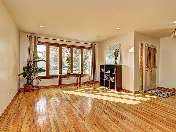 2nd image of 7614 Sequoia Ct