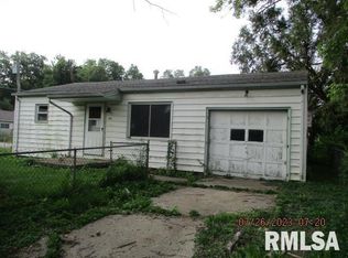 100 Oliver St, North Pekin, IL 61554
