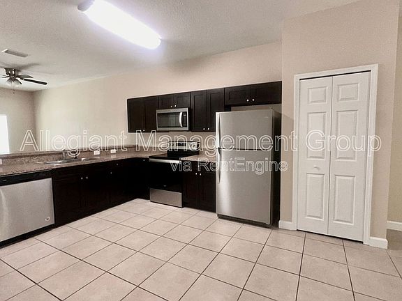 5th image of 1109 Najac Ln #B