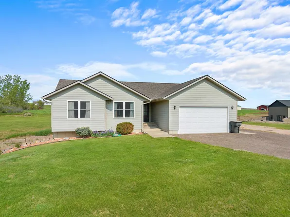 19125 Remuda Dr, Belle Fourche, SD 57717