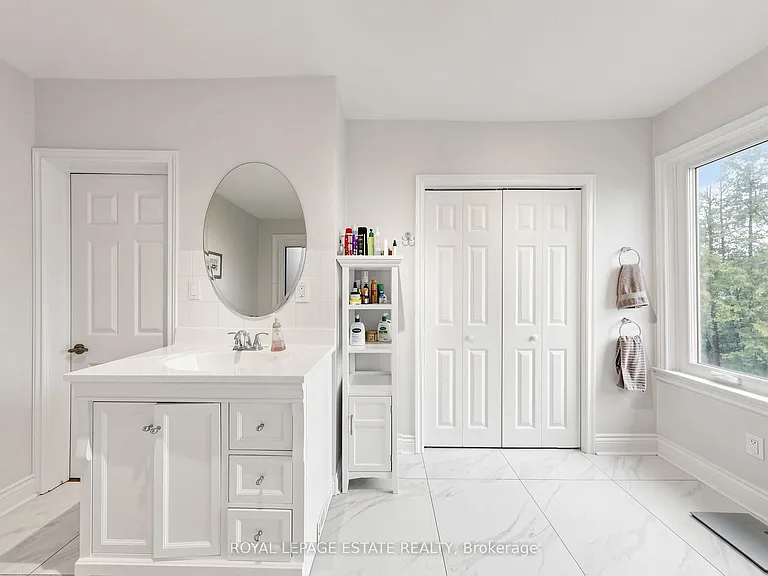 280 Silver Birch Ave — Photo 19