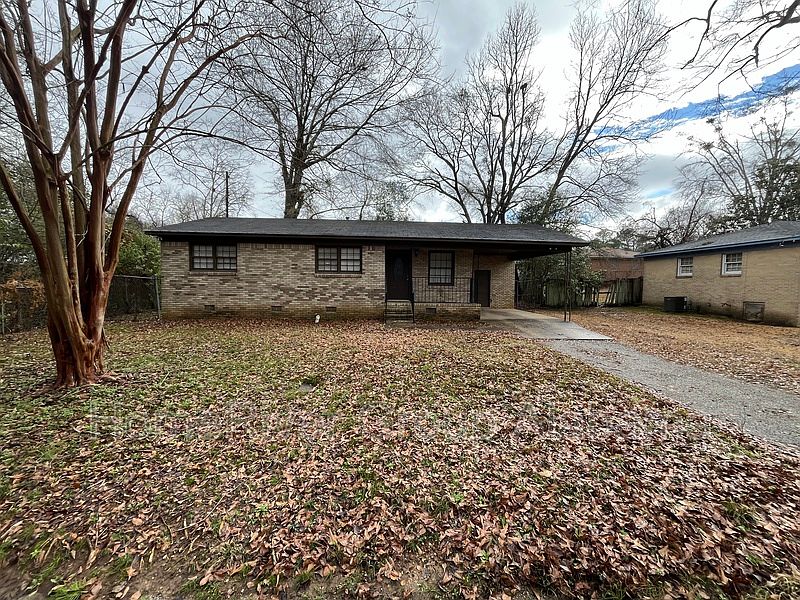 1st image of 2509 43rd Ave