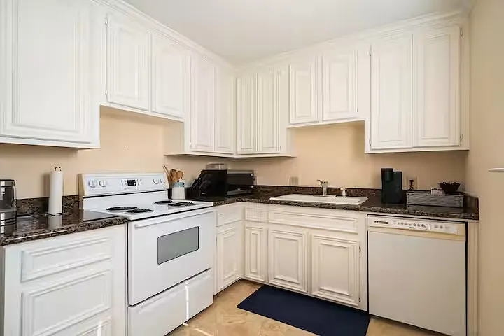 4401 Holt St #1 — Photo 20