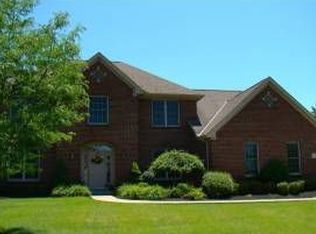 1010 Poppy Hills Dr, Blacklick, OH 43004