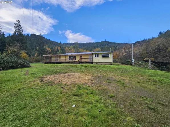 181 Oak Hollow Ln, Riddle, OR 97469