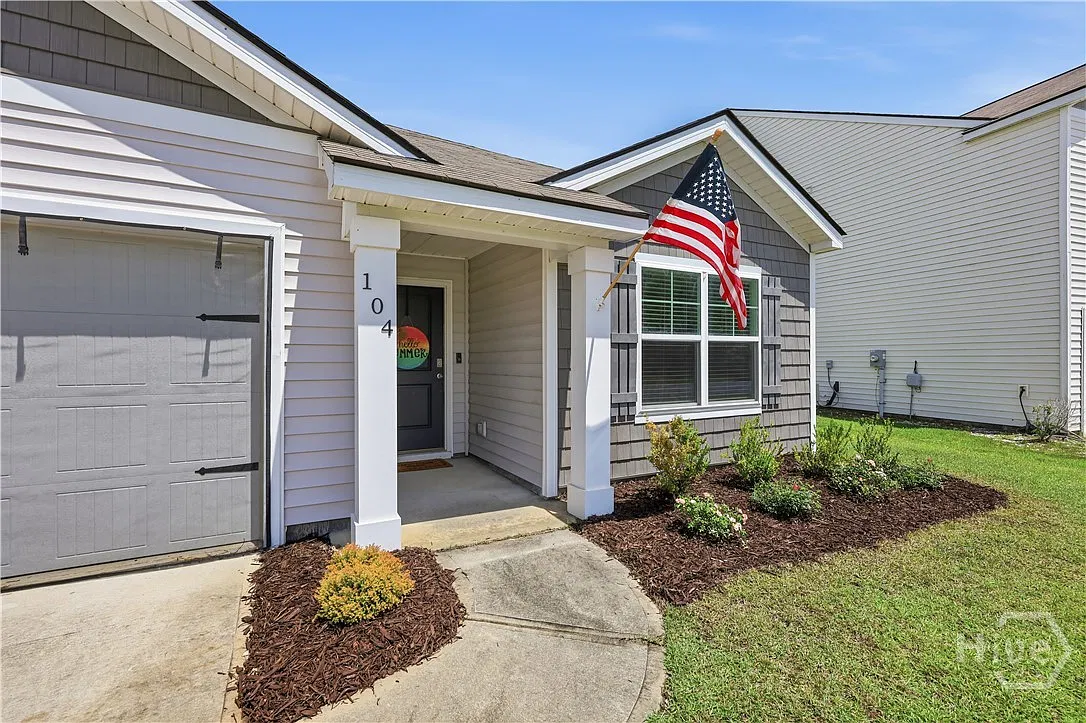 3 bed, 2.0 bath, 1578 sqft, $2,250 — Photo 3