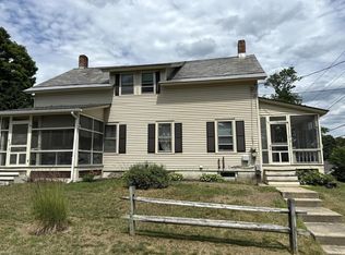35 Williams St, Proctor, VT 05765