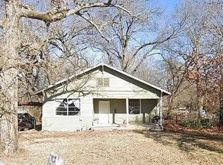 2154 Bonham St, Paris, TX 75460