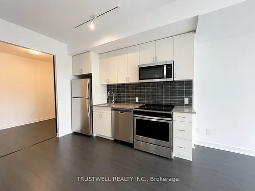 2799 Kingston Rd Photo 1