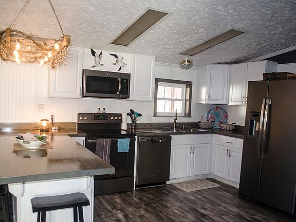 4th image of 1057 Huntington Heights Ct