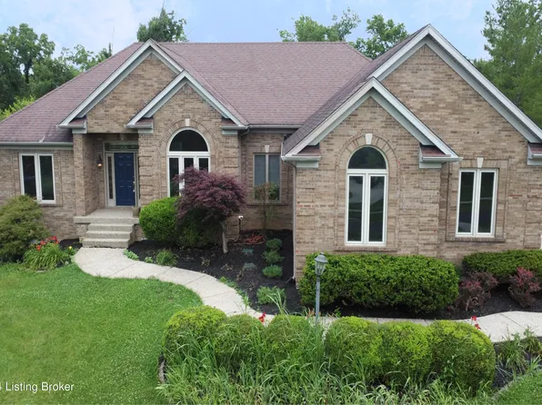 4621 N Ridge Cir, Crestwood, KY 40014