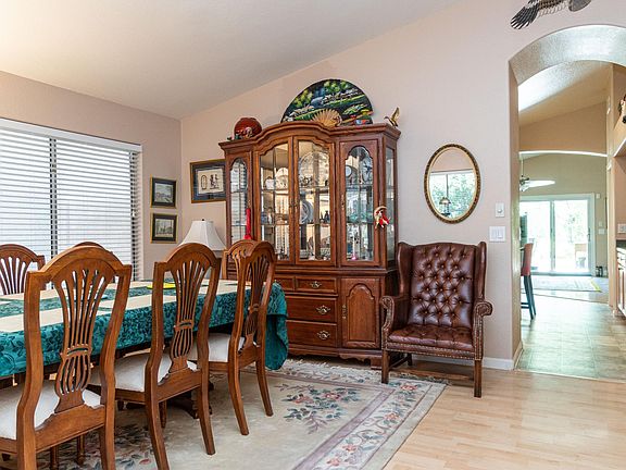 2nd image of 29631 N Balmoral Pl
