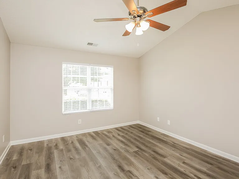 785 Ashland Park Way SE — Photo 11