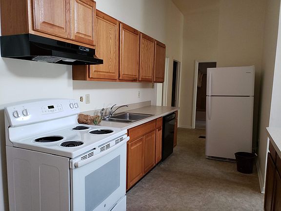 2nd image of 28 Elm St #Westwood