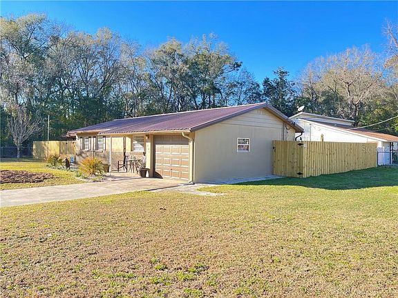 4th image of 6465 NW 62nd Pl