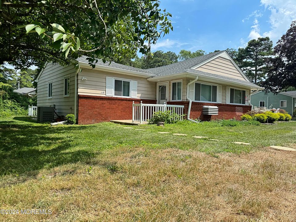 1st image of 11 Mallard Street #B