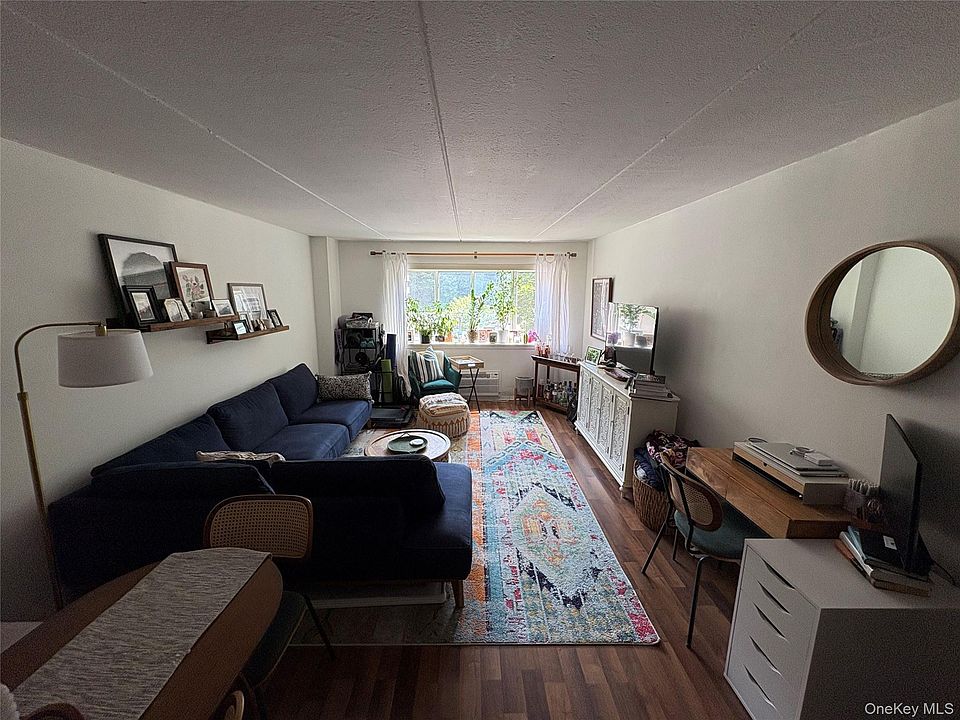 1st image of 412 Benedict Avenue #1E