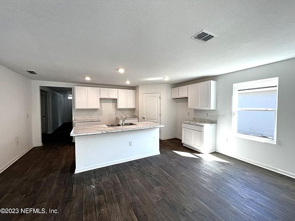4th image of 3081 RUSTIC DEER Way