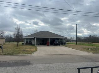 1608-1610 Albert Broadfoot St, Bonham, TX 75418