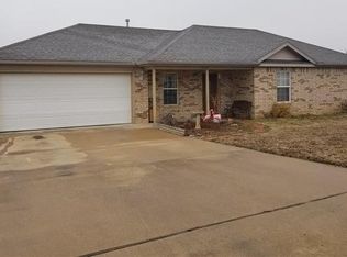 1305 E Rachel Ln, Rogers, AR 72758