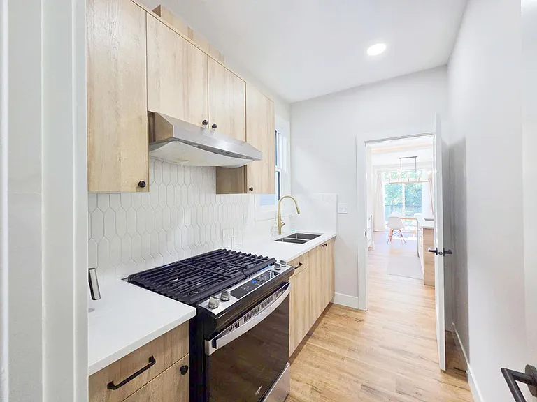 6636 Crawford Lndg SW — Photo 13