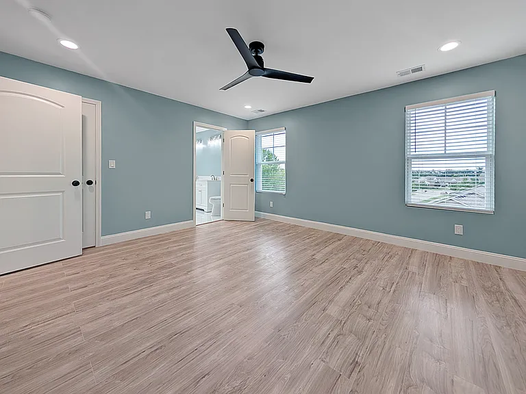 3020 Locust Blossom Cv — Photo 17